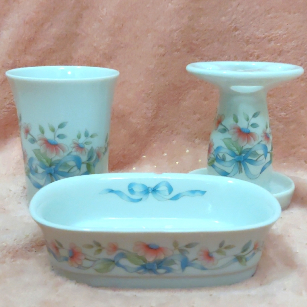 Vintage princess House exclusive bathroom set